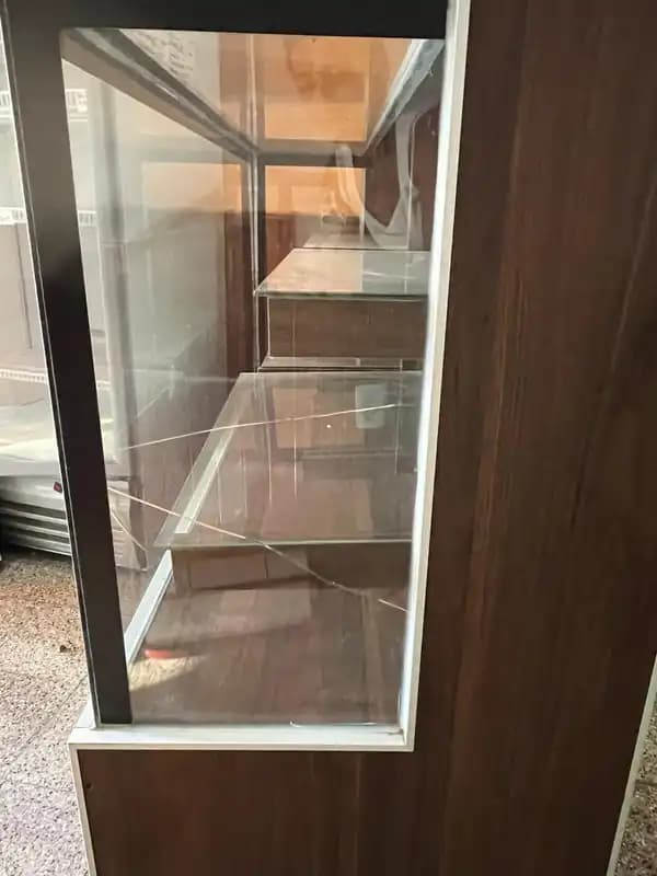 EXHIBIDORA SIN FRÍO PARA PANADERÍA