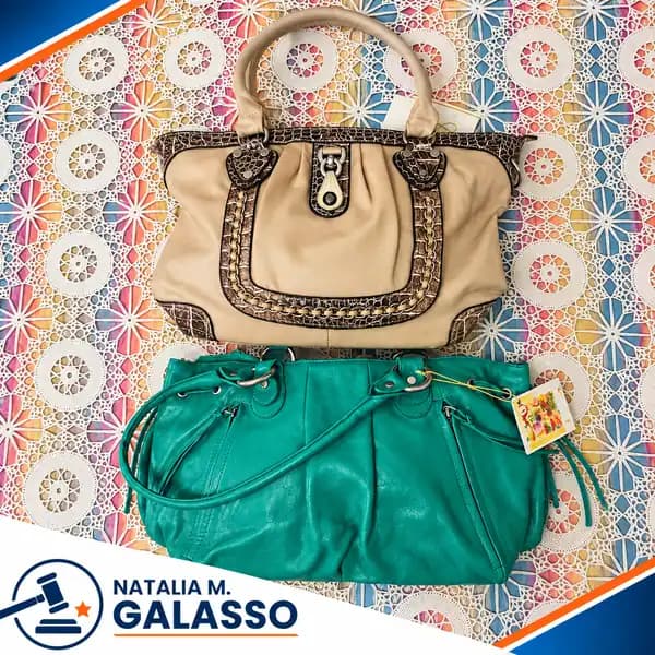 PAR DE CARTERAS