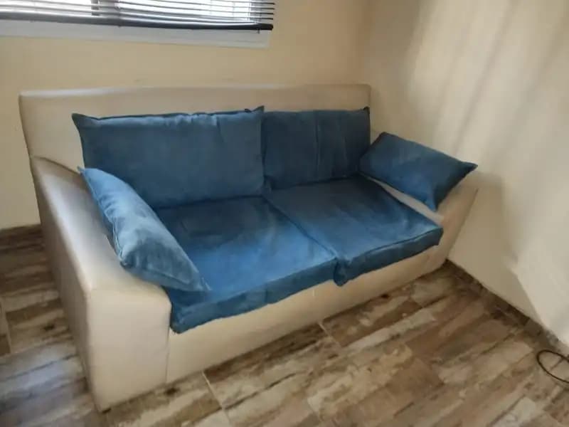 SOFA DE 2 CUERPOS