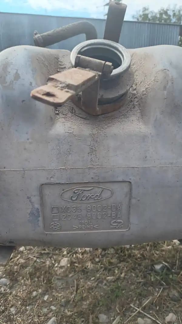 CAMION	FORD	CARGO 1317E  HOO823	año 2008