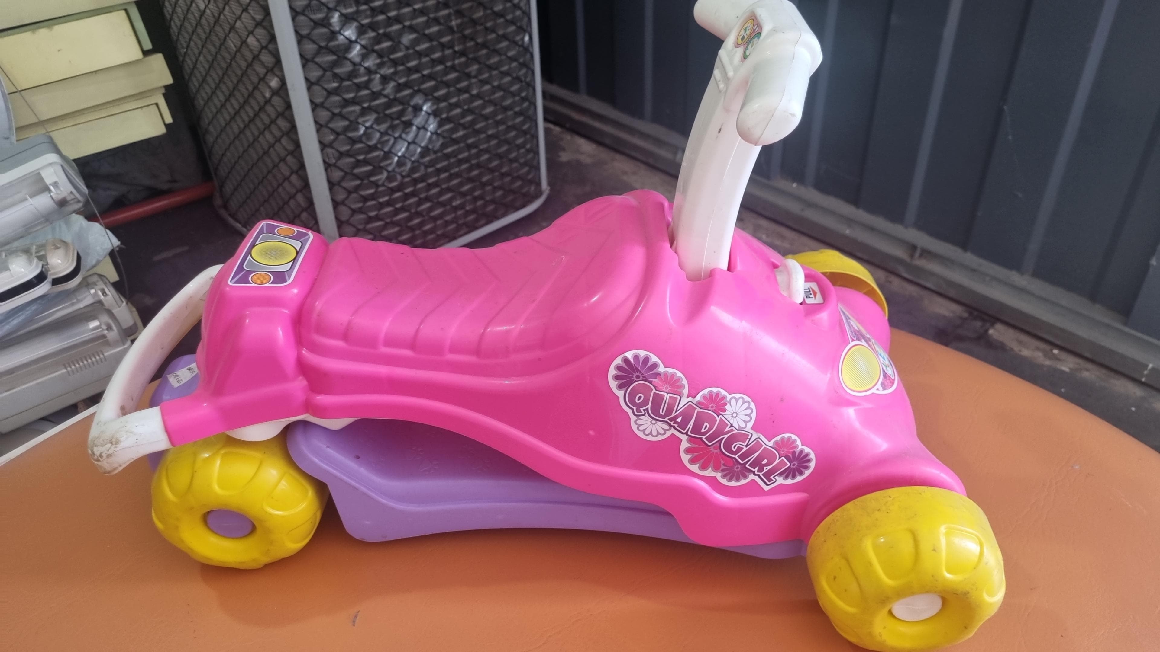 Lt. 31 Cuatriciclo Rosa