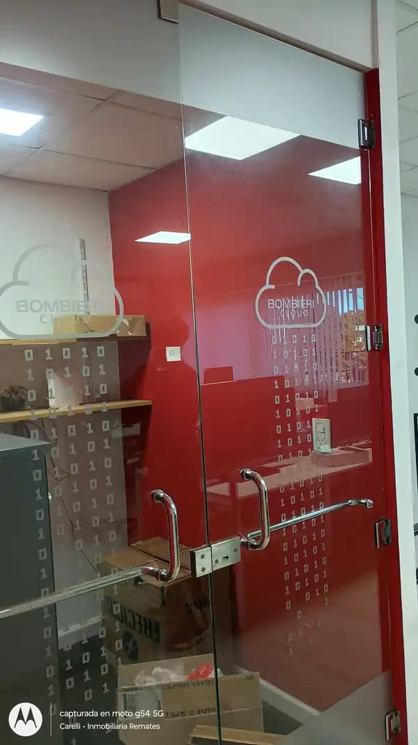 2 puertas templado box de servidores. 242 alto x 7