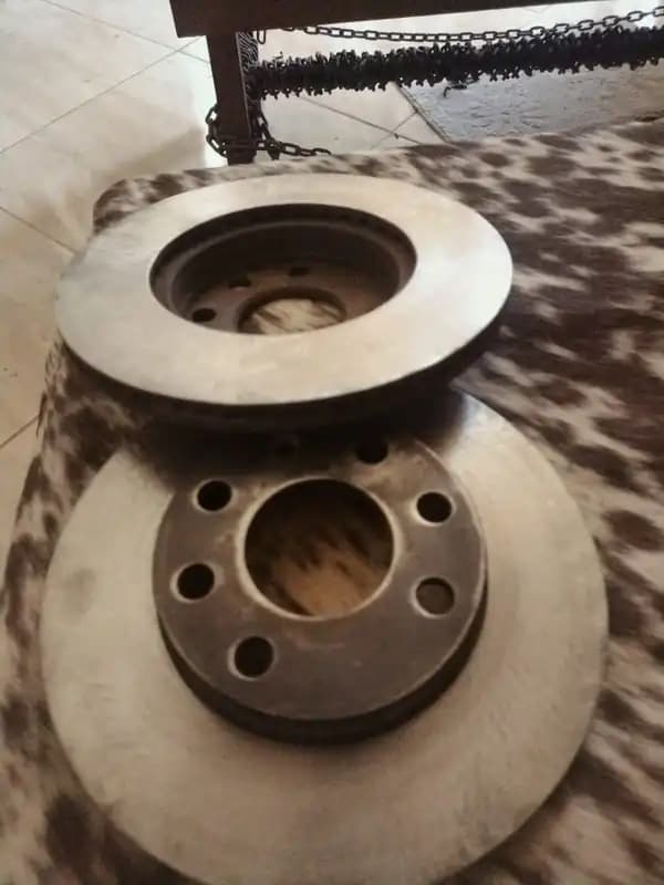 Disco de freno Corsa 1.4 delantero