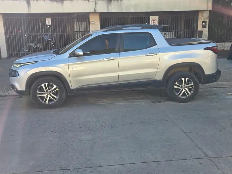 FIAT TORO FREEDOM 4X4 AUTOMATICA MUY LINDA