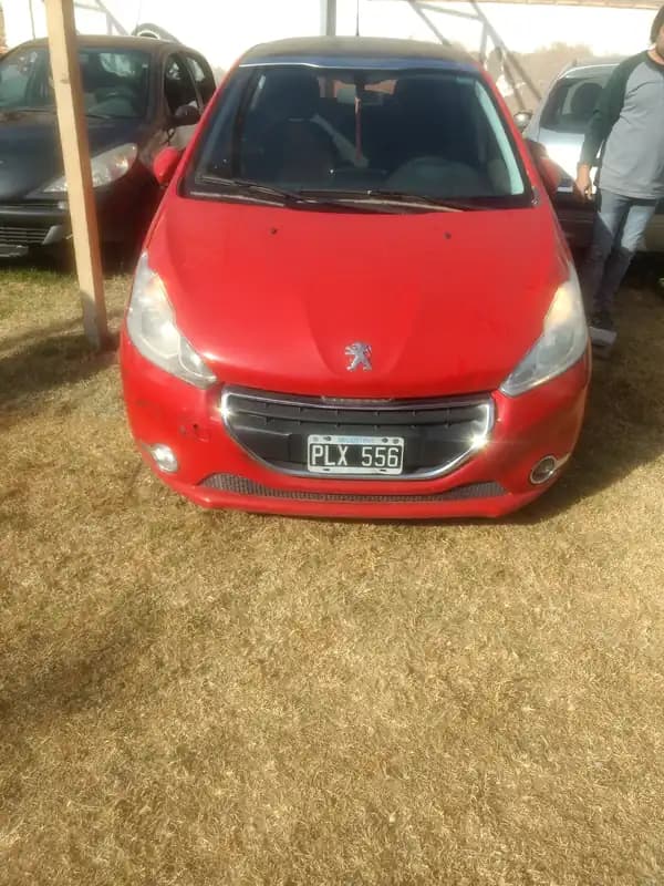 PEUGEOT 208 ALLURE 1.6N TOUCHSCREEN,  5 P año 2015