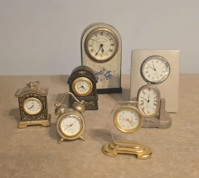 COLECCION DE RELOJES MINI