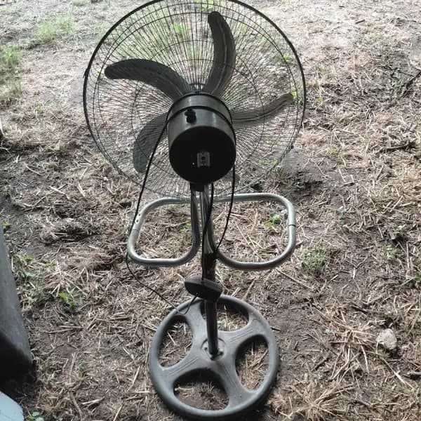 VENTILADOR DE PIE