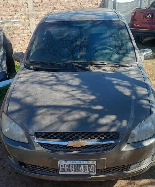 CHEVROLET CLASSIC 2015 con motor desarmado