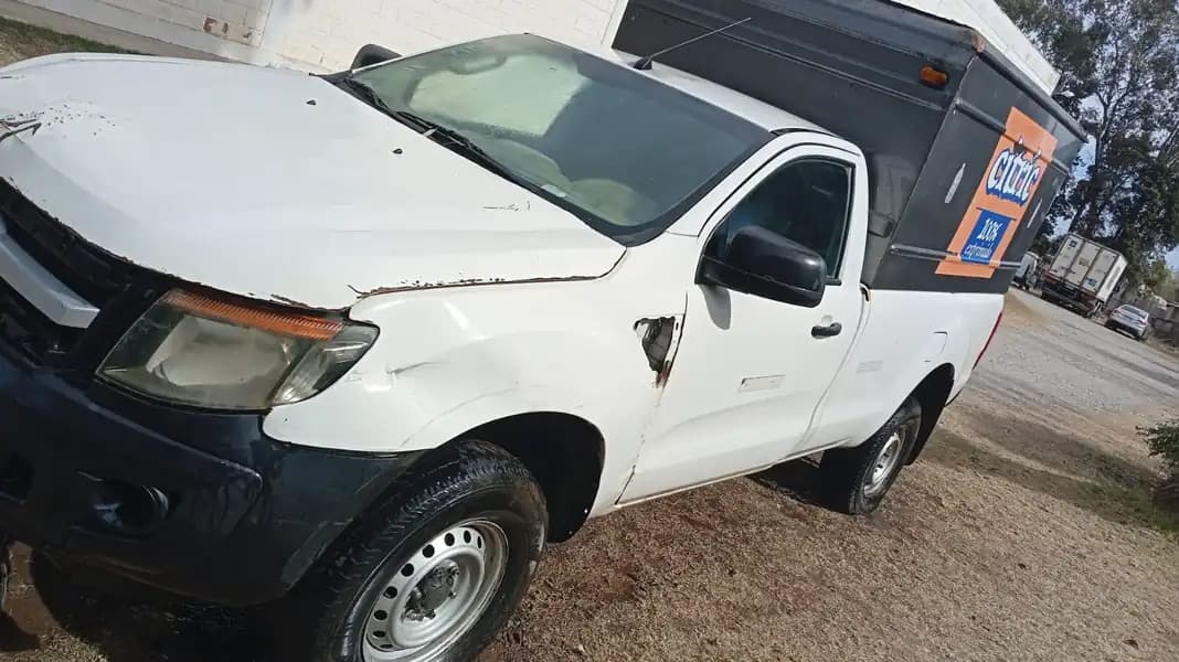 FORD RANGER 2 CS 4X2 XL 2.5 L AÑO 2012