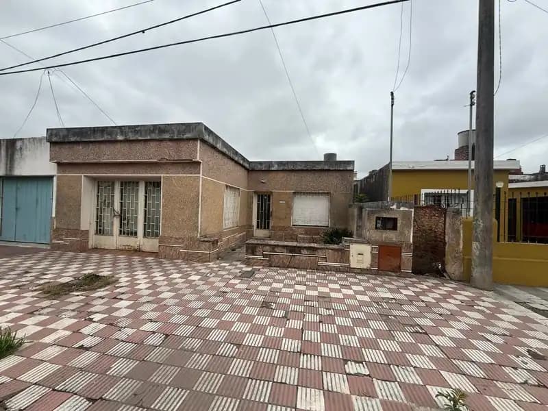 casa mas dpto a refaccionar en alta cordoba