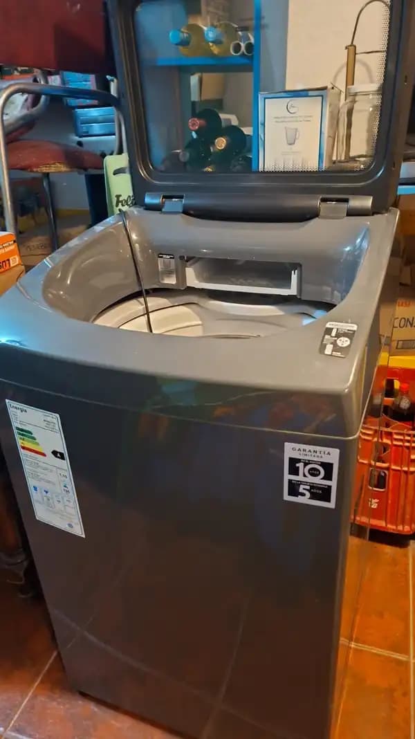 LAVARROPAS AUTOMATICO Marca WHIRLPOOL
