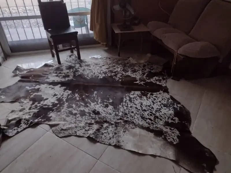 ALFOMBRA CUERO DE CEBU