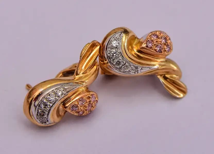 L17 - PAR DE AROS DE ORO