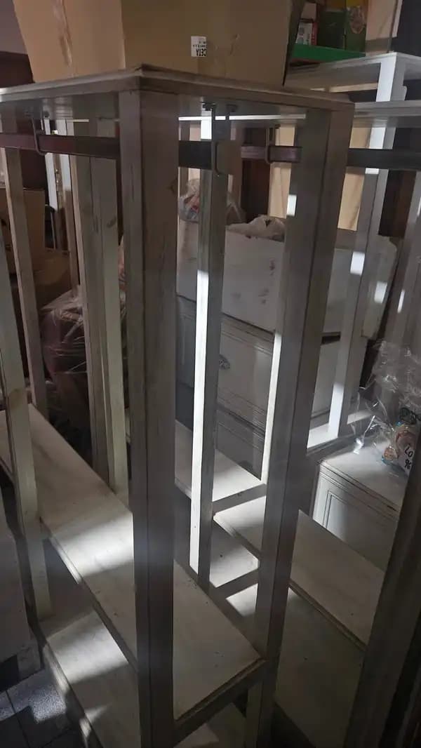 Lt. 273 Mueles estilo Broer