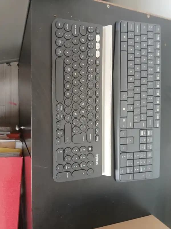 LOTE 6- Artículos computación