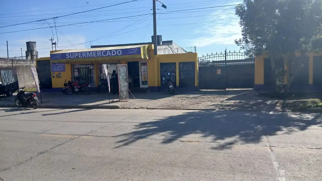 INMUEBLE EN BELL VILLE