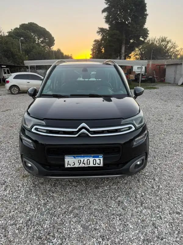 CITROEN C3 AIRCROSS VTI 115 SHINE AM18 - año 2017