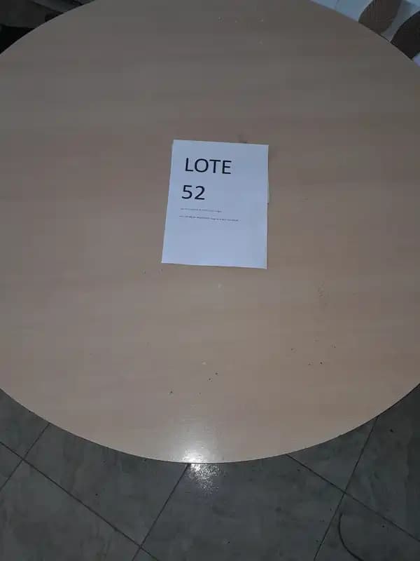 LOTE 52- MESA REDONDA