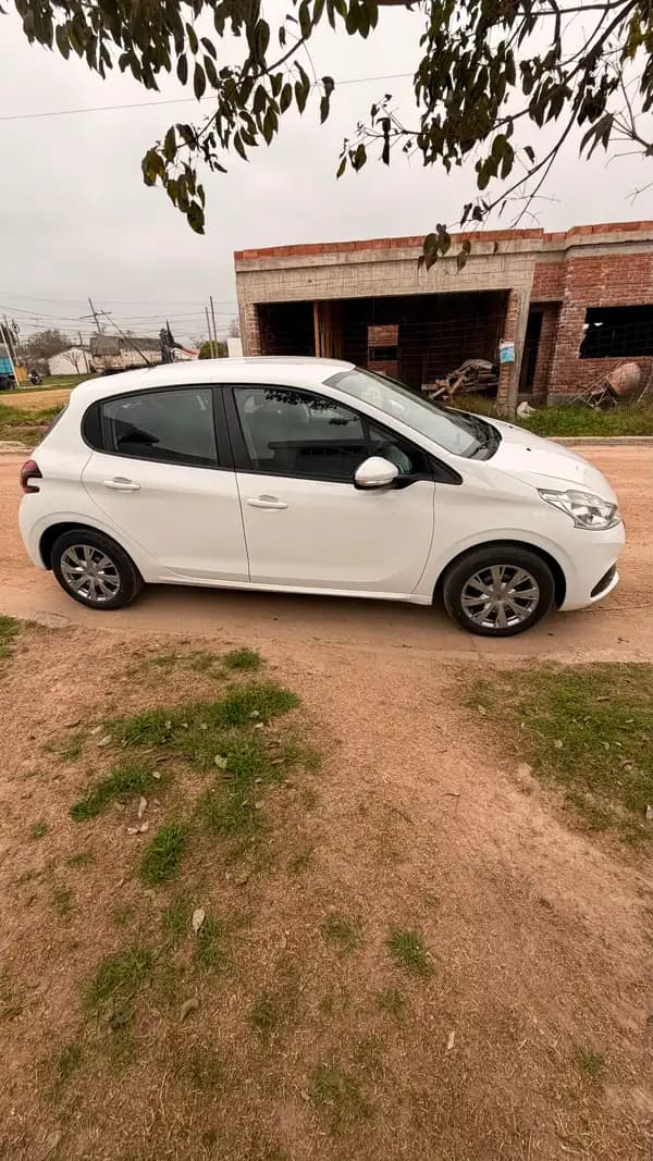 PEUGEOT 208 ACTIVE 1.6 2018