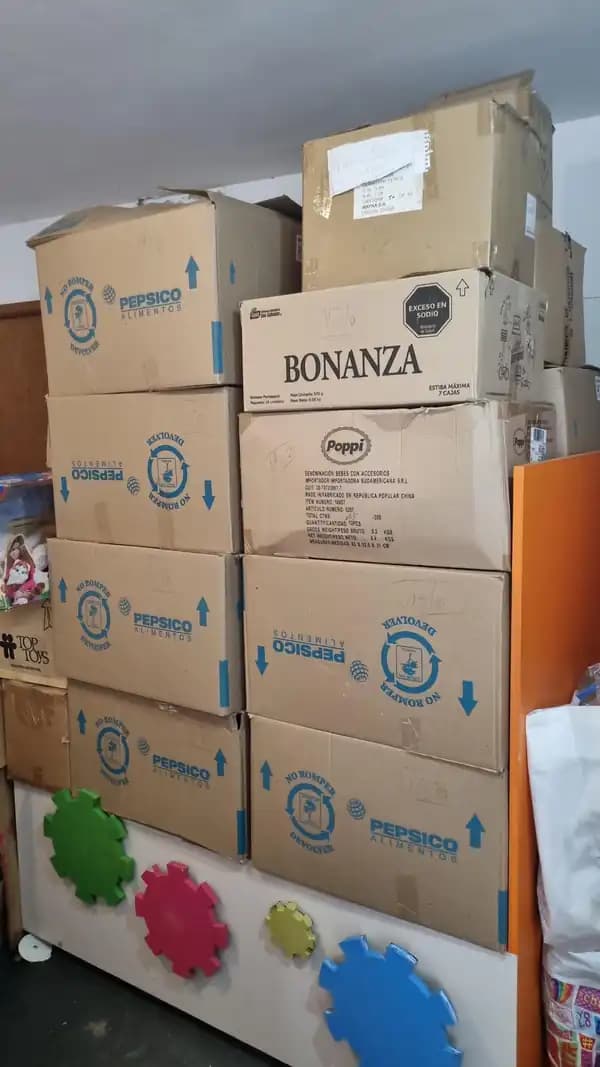 LT. 269 Muebles Estanterías
