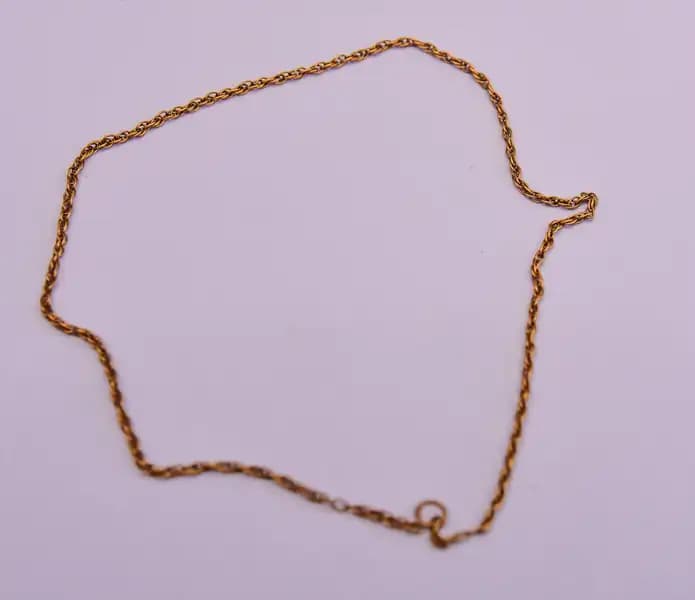L6 - CADENA DE ORO