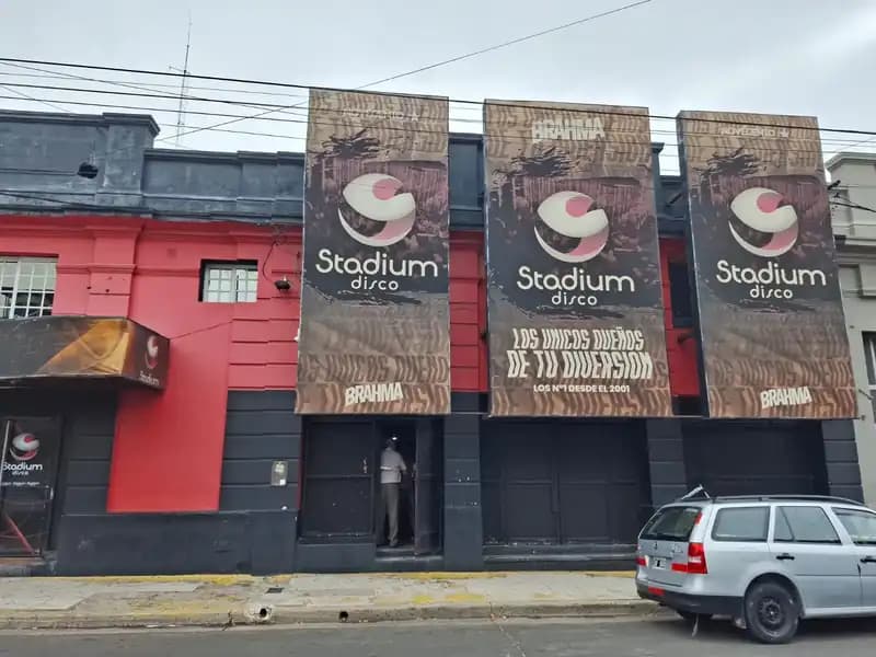 Galpon , Salon y desposito  297,28 m2