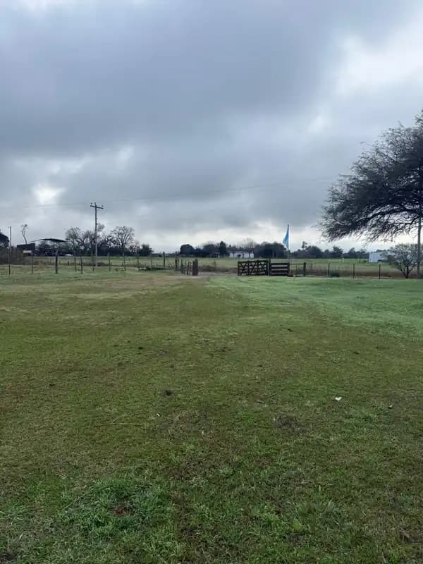 CAMPO : DIECIOCHO HECTAREAS CON CONTRUCCION