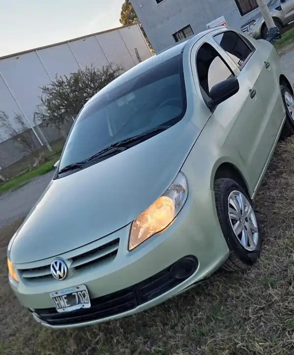 VOLKSWAGEN VOYAGE 1.6 AÑO 2009