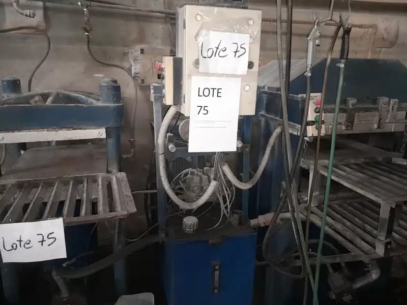 LOTE 75 - DOS PRENSAS HIDRAULICAS