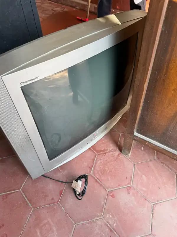 Dos tvs 20” y 29” marca LG y RCA exc oportunidad