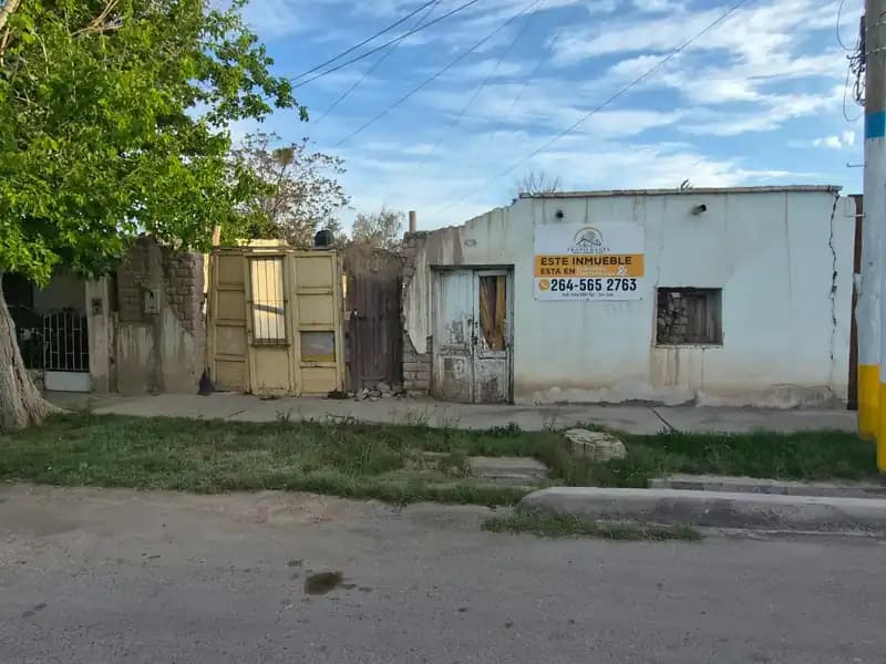 Lote con servicios