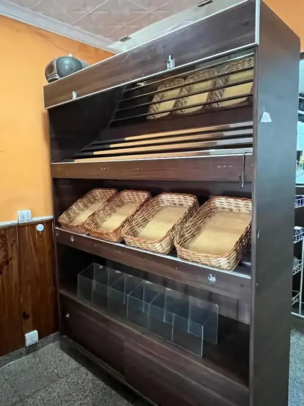 PANERA EXHIBIDORA COMERCIAL