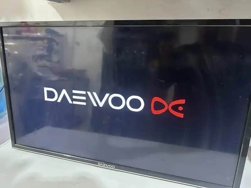 TELEVISOR LED 32 SMART