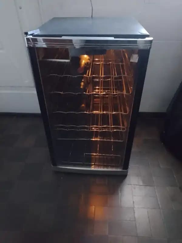CAVA DE VINOS