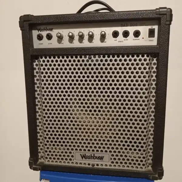 AMPLIFICADOR DE BAJO WASHBURN