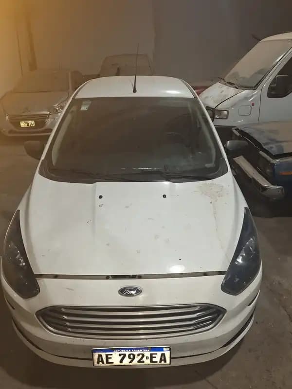 FORD KA 2021 CON BAUL