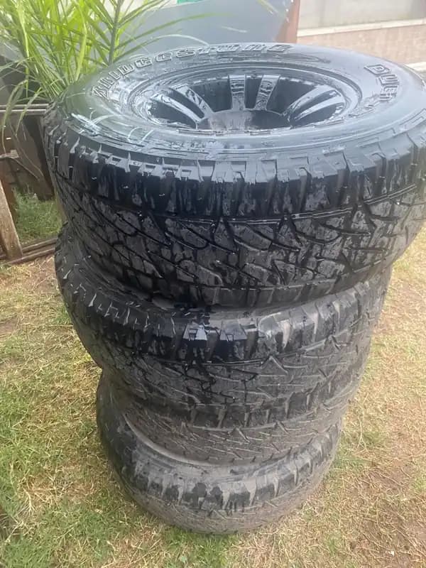 EXCELENTE OPORTUNIDAD 4 Cubiertas Bridgestone AT