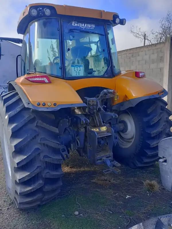 TRACTOR VALTRA A124H año 2024