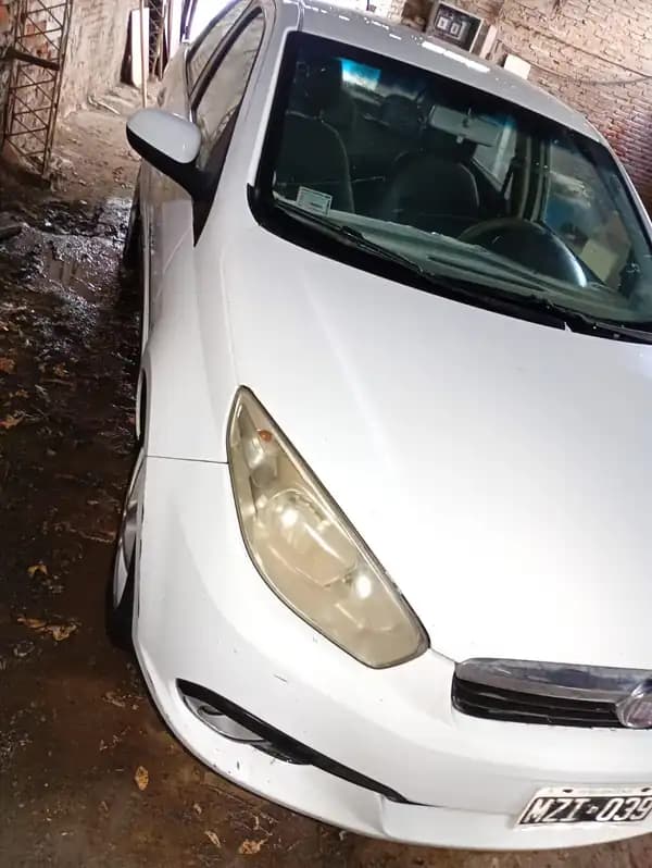 GRAND SIENA ATTRACTIVE 1.4 8V MOD. 2013