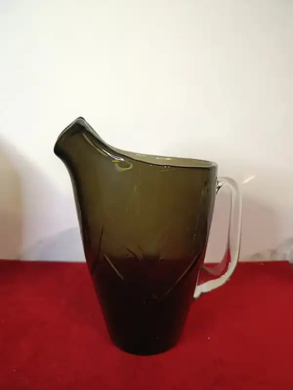 Jarra cristal tallado ahumado 20cm gris