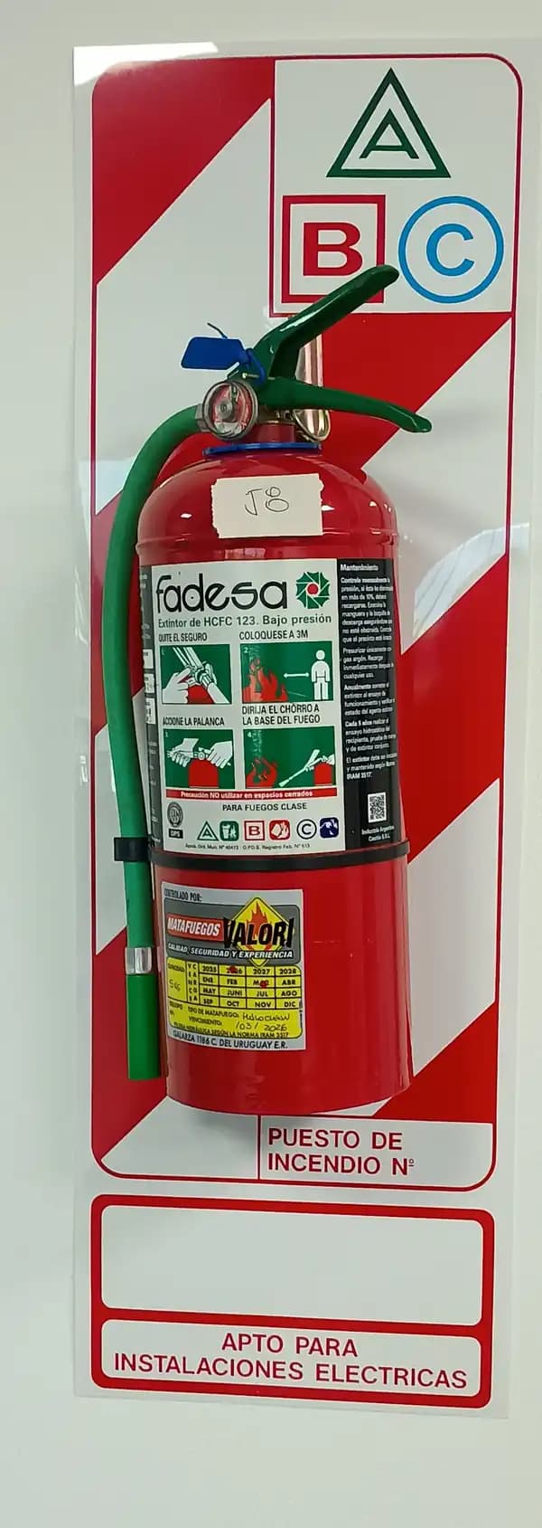 Matafuegos con puesto de incendio 5 kg