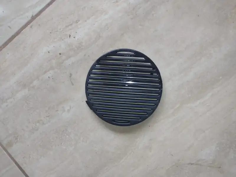 Rejilla lateral puerta parlante Corsa