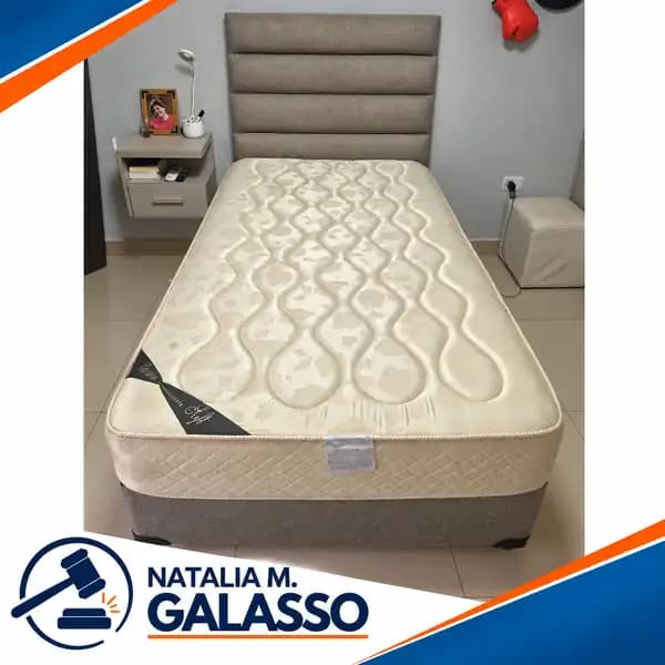 SOMMIER CON CAJONERA + RESPALDO + 3 JUEGOS SABANAS
