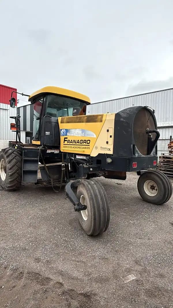 Segadora, modelo H8060, marca New Holland