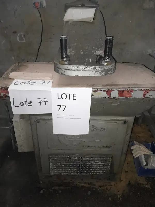 LOTE 77 - TROQUELADORA CADI M65
