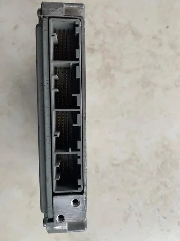 ECU ENGINE CONTROL TOYOTA  MARCA DENSO
