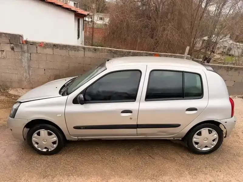 RENAULT CLIO 5 PTAS PACK PLUS 2011