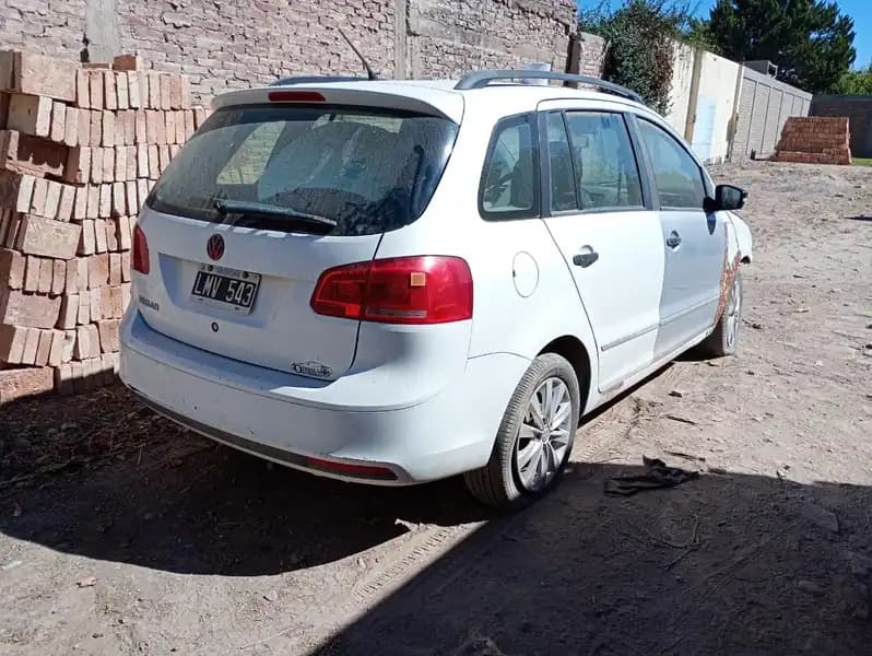 Volkswagen Pe - Suran 1.6L 5p Sedan - 2012