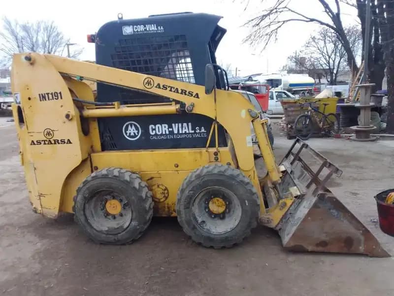 MINI PALA CARGADORA Marca ARTASA  Dominio DKB-98