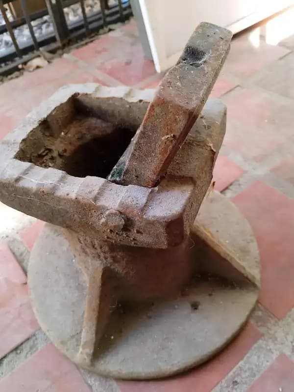 Caja Tapa Fundición + Llave maestra de bronce